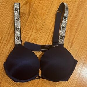 Victoria's Secret Midnight Blue Bra with Sparkling Straps
Never worn